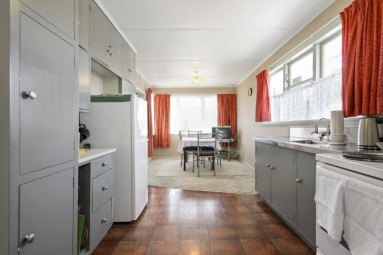 Photo of property in 35 Henderson Street, Riversdale, Blenheim, 7201