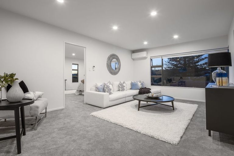 Photo of property in 10a Waterloo Road, Milford, Auckland, 0620