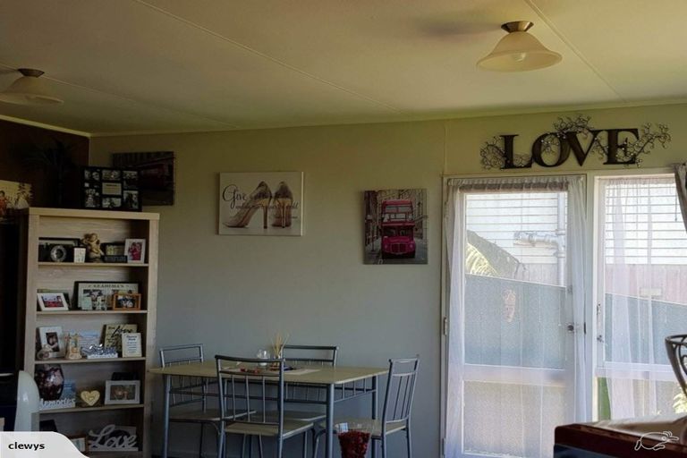 Photo of property in 10a Camellia Terrace, Maungaraki, Lower Hutt, 5010