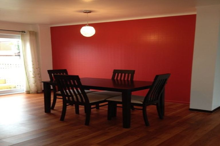 Photo of property in 7 Hollydale Grove, Churton Park, Wellington, 6037