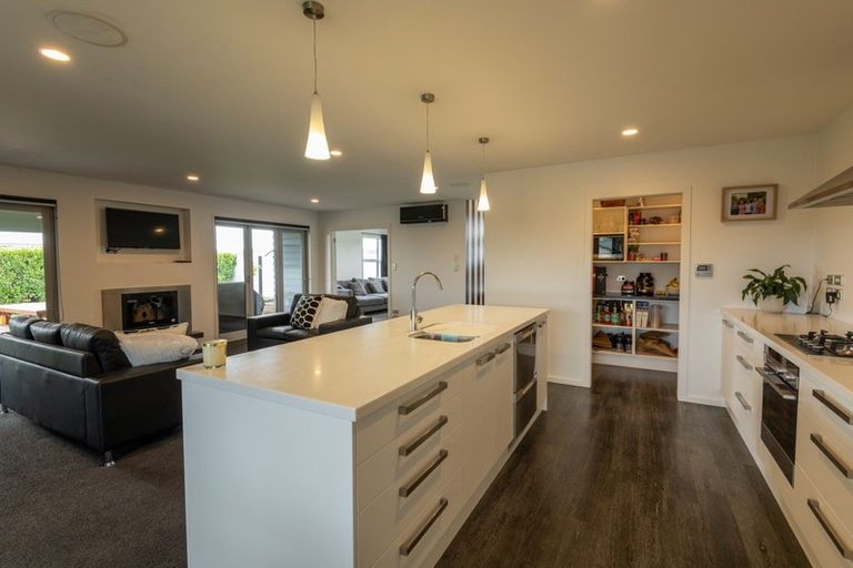 Photo of property in 12 Torbay Avenue, Huntingdon, Ashburton, 7774