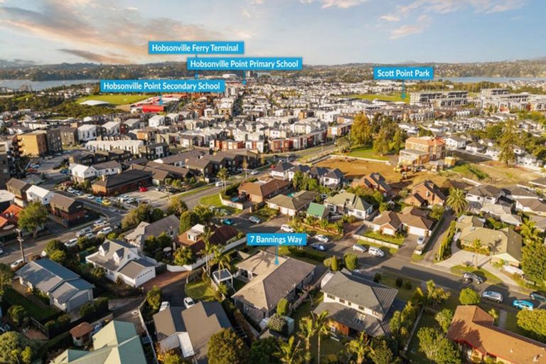 Photo of property in 7 Bannings Way, Hobsonville, Auckland, 0618
