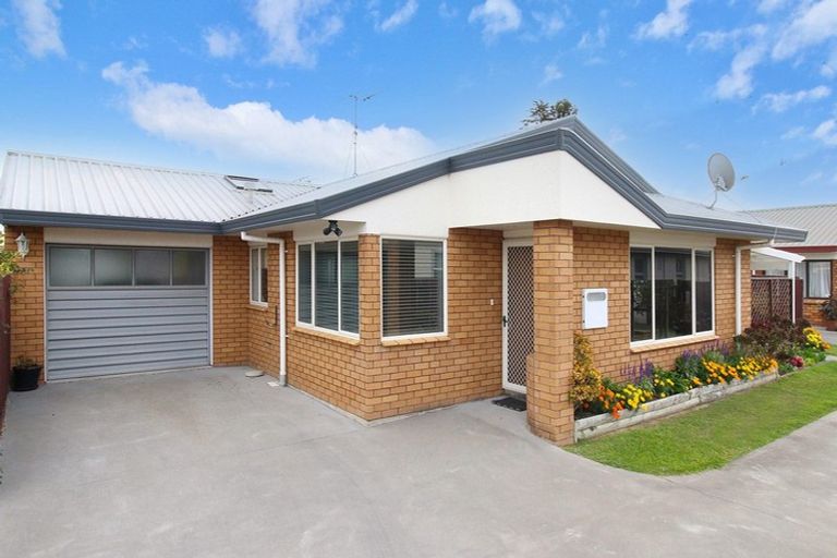 Photo of property in 2/262 Bank Street, Te Awamutu, 3800
