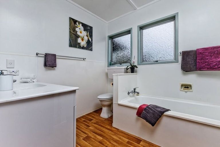 Photo of property in 188 Glamorgan Drive, Torbay, Auckland, 0630