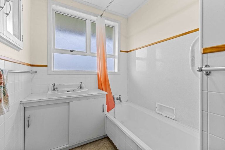 Photo of property in 9 Kingsford Street, Bell Block, New Plymouth, 4312