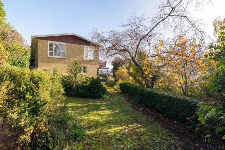 Photo of property in 9 Saint Ronans Road, Macandrew Bay, Dunedin, 9077