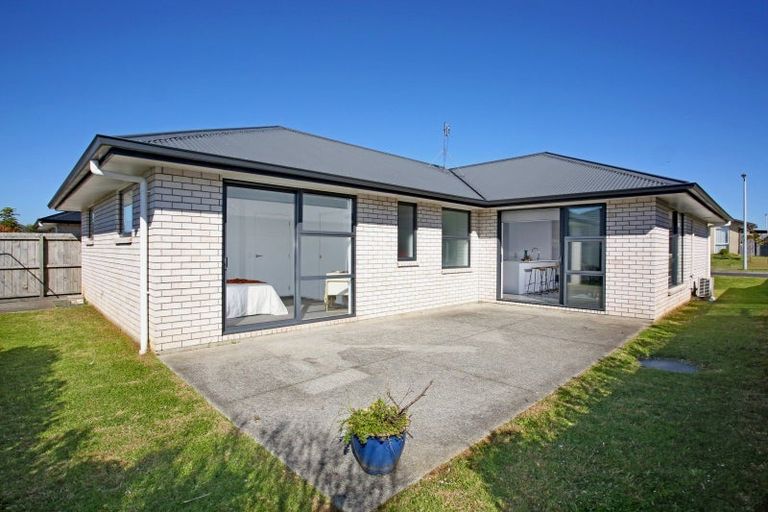 Photo of property in 14 Olivia Road, Pukekohe, 2120