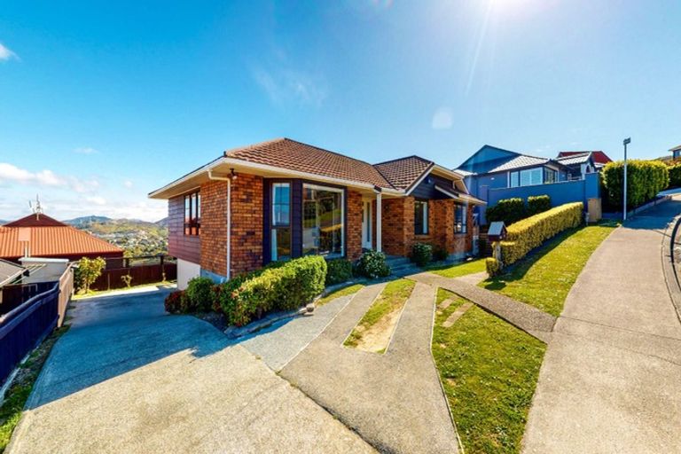 Photo of property in 25 Satara Crescent, Khandallah, Wellington, 6035