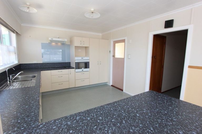 Photo of property in 13 Koromiko Street, Inglewood, 4330
