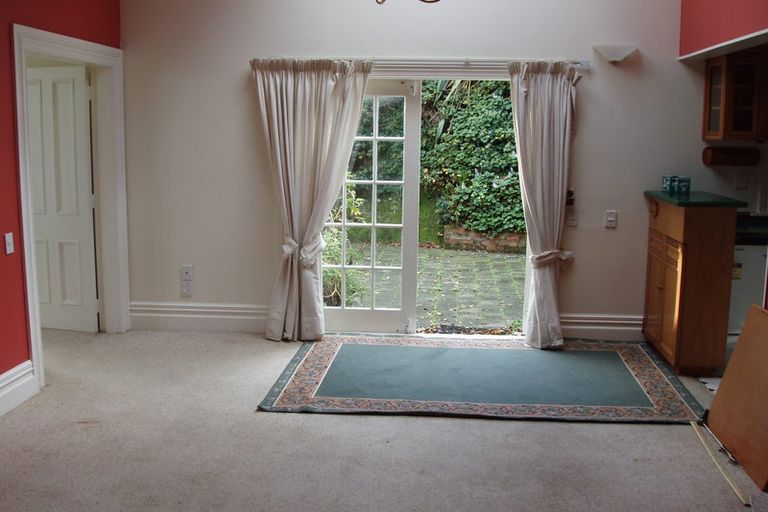 Photo of property in 26 Plunket Street, Kelburn, Wellington, 6012