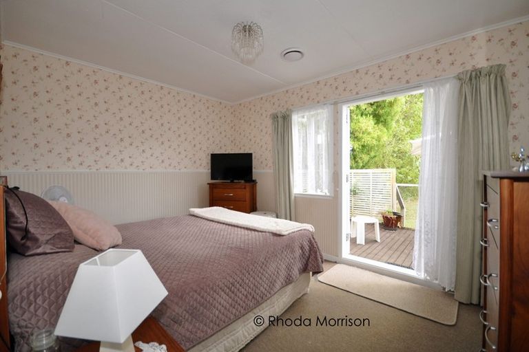 Photo of property in 45 Gorge Road, Maungaturoto, 0520