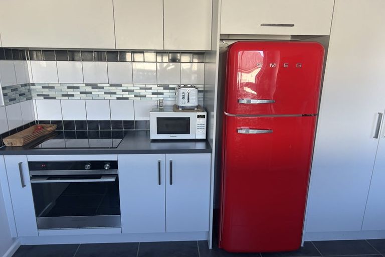 Photo of property in 28 King Street, Taradale, Napier, 4112