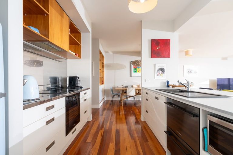 Photo of property in 121 The Parade, Paekakariki, 5034