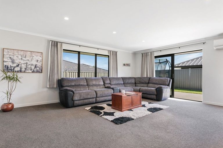 Photo of property in 8 Turnbridge Street, Pyes Pa, Tauranga, 3112