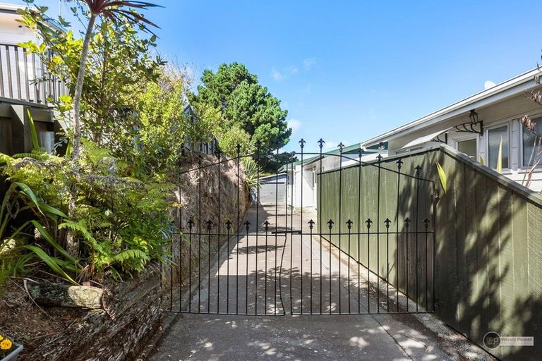 Photo of property in 42b Lord Street, Stokes Valley, Lower Hutt, 5019