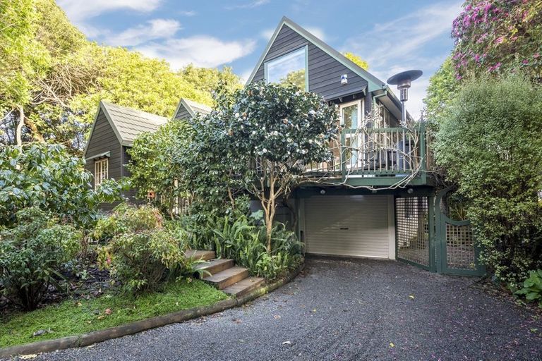 Photo of property in 43a Karu Crescent, Waikanae, 5036