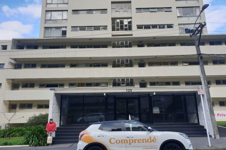 Photo of property in 31/125 Grant Road, Thorndon, Wellington, 6011