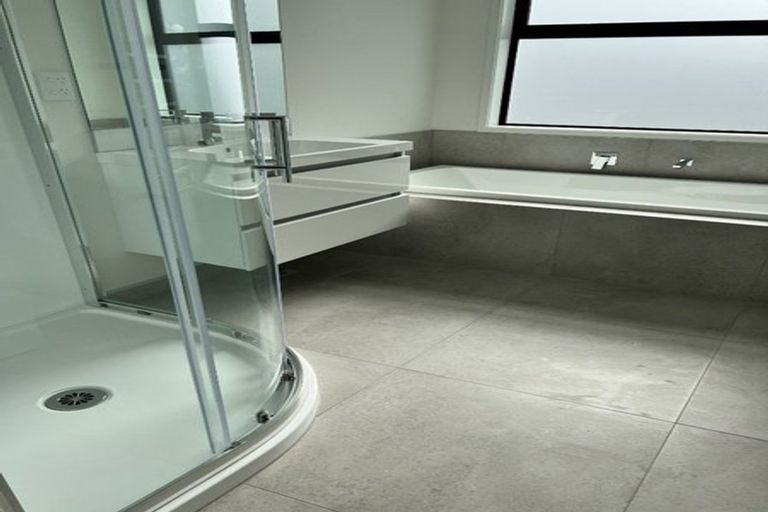 Photo of property in 2/34 Mccracken Avenue, Hillcrest, Hamilton, 3216