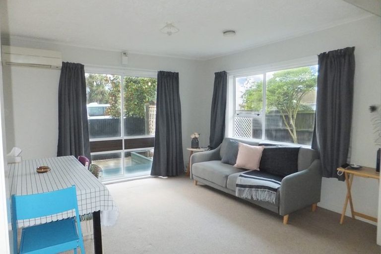 Photo of property in 6 Buchanans Road, Sockburn, Christchurch, 8042