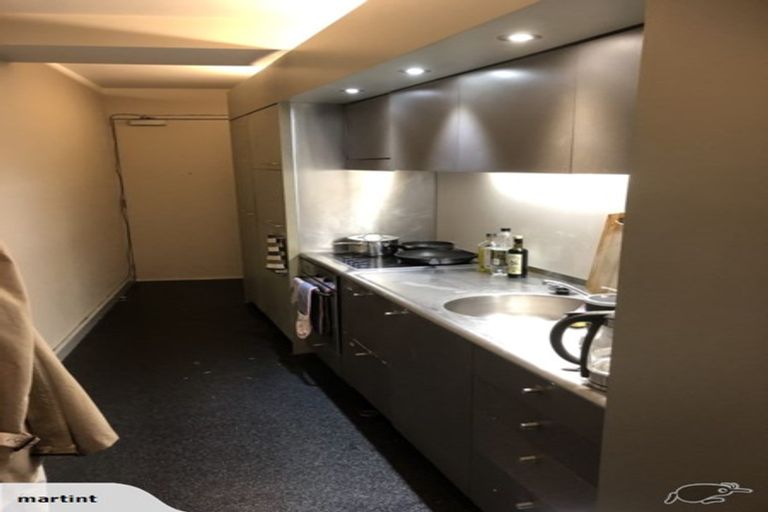 Photo of property in Gerondis Bldg Apartments, 207/60 Willis Street, Wellington Central, Wellington, 6011