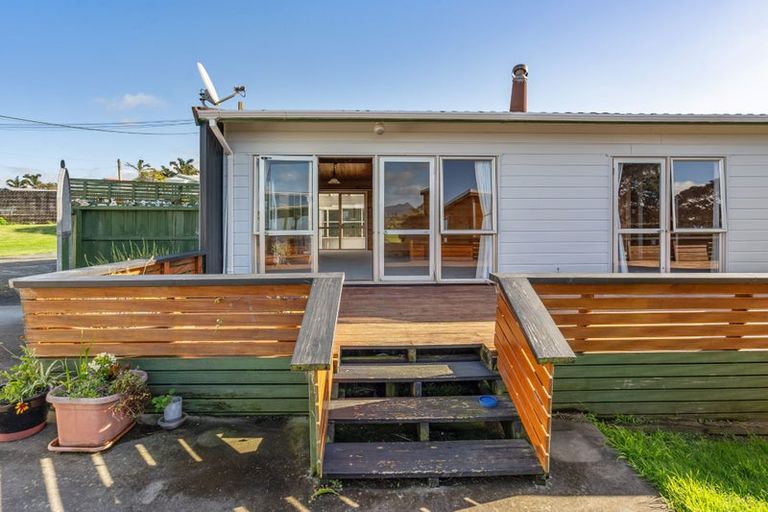 Photo of property in 7 Seaview Road, Ruakaka, 0116