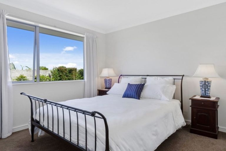 Photo of property in 5 Courtney Lane, Matakana, Warkworth, 0985