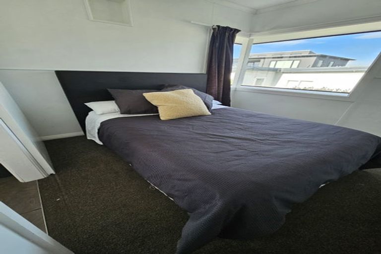 Photo of property in 21 Ocean Beach Street, Foxton Beach, Foxton, 4815