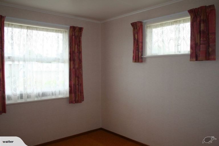 Photo of property in 19 Hume Street, Waitara, 4320