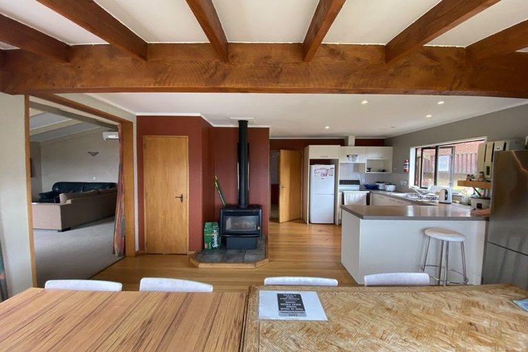 Photo of property in 8 Avalon Crescent, Fernhill, Queenstown, 9300