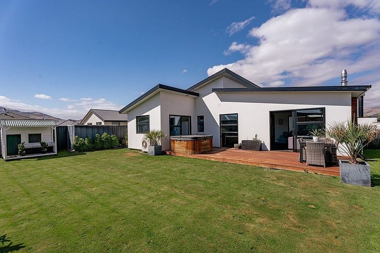 Photo of property in 6 Eldorado Place, Cromwell, 9310