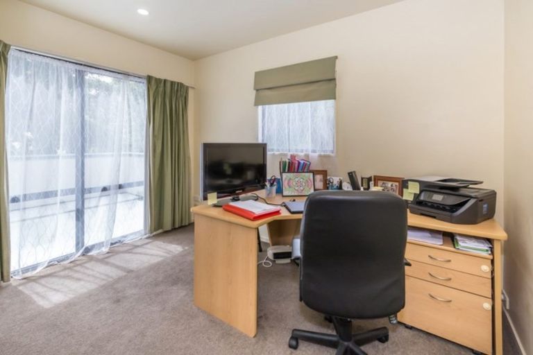 Photo of property in 10a Bevington Street, Avonhead, Christchurch, 8042