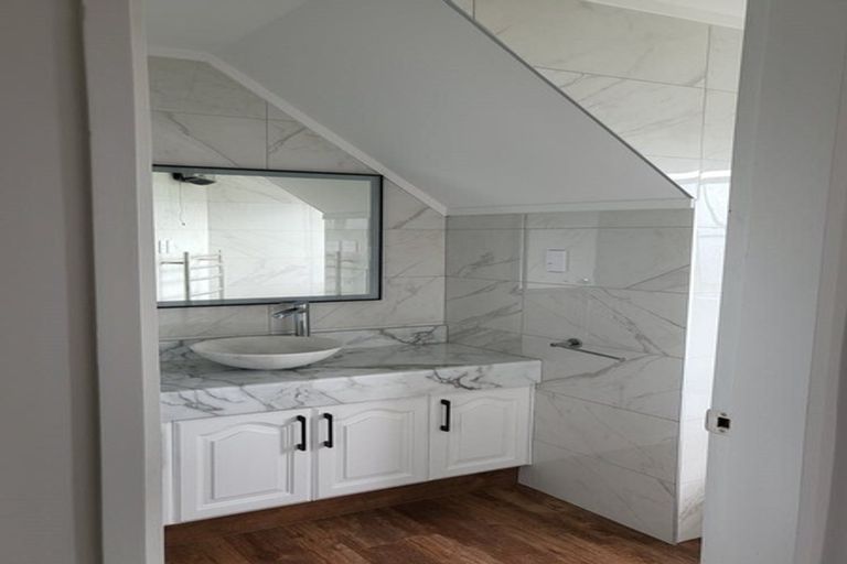 Photo of property in 30 Satara Crescent, Khandallah, Wellington, 6035