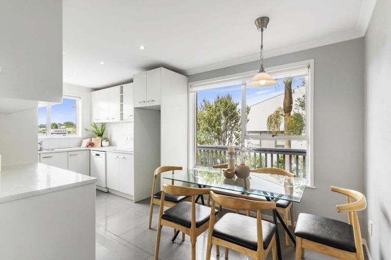 Photo of property in 41 Killarney Avenue, Torbay, Auckland, 0630