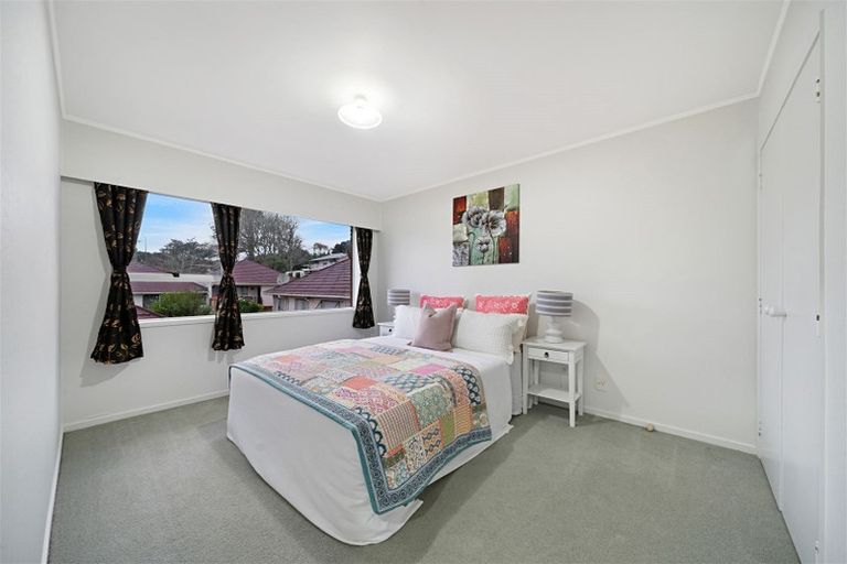 Photo of property in 5/15a Oates Road, Glen Eden, Auckland, 0602