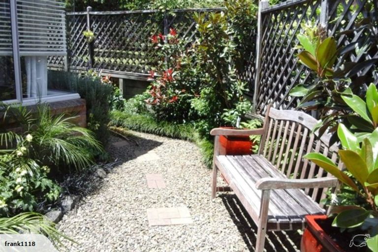 Photo of property in 39 The Grove, Red Beach, 0932