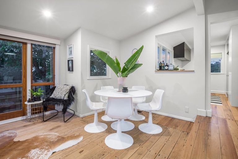 Photo of property in 28 Mortimer Terrace, Aro Valley, Wellington, 6021