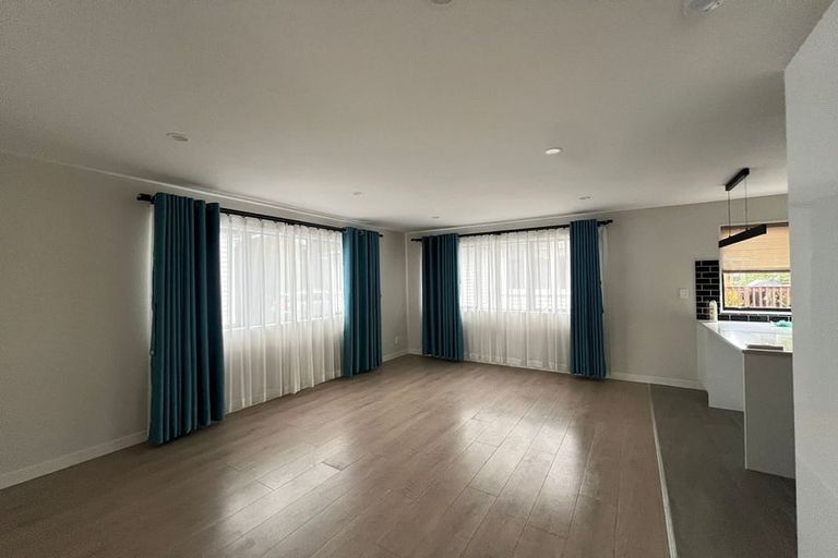 Photo of property in 28b Routley Drive, Glen Eden, Auckland, 0602