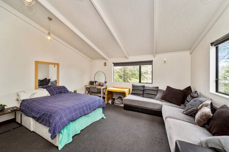 Photo of property in 97 Heta Road, Highlands Park, New Plymouth, 4312