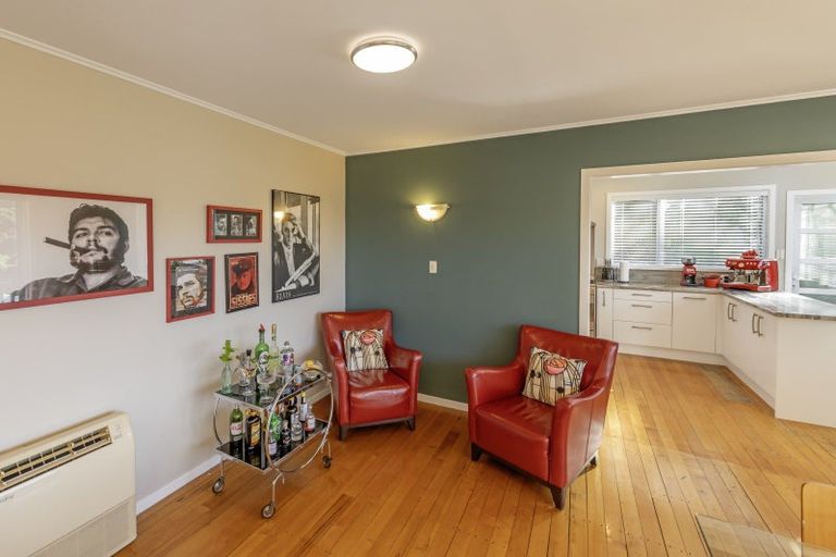 Photo of property in 9 Khouri Avenue, Karori, Wellington, 6012