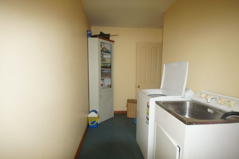 Photo of property in 52 Blue Gum Place, New Brighton, Christchurch, 8083