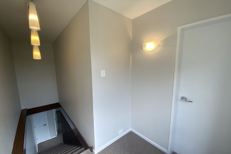 Photo of property in 12 Indira Place, Khandallah, Wellington, 6035