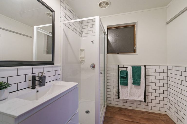 Photo of property in 3 Matipo Street, Levin, 5510