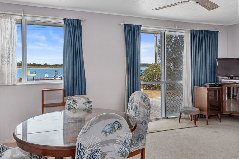 Photo of property in 1979 Ngunguru Road, Ngunguru, Whangarei, 0173