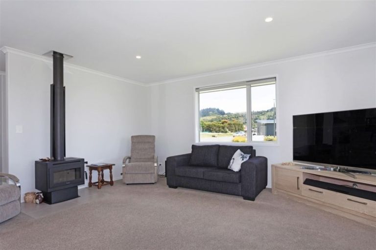 Photo of property in 36 Tairua Palms Place, Tairua, 3508