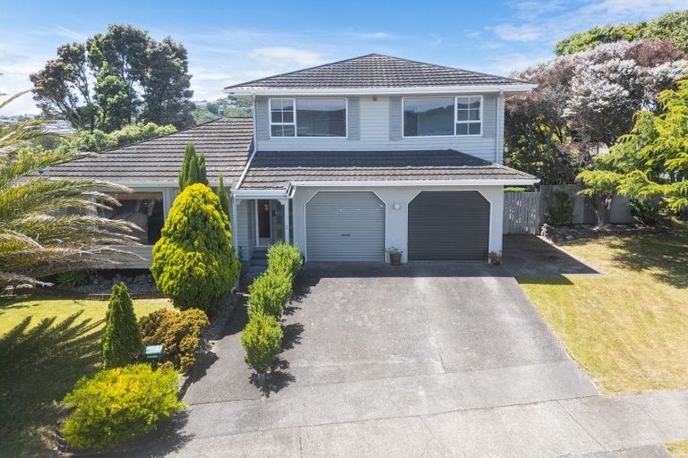 Photo of property in 2 Thurso Grove, Papakowhai, Porirua, 5024