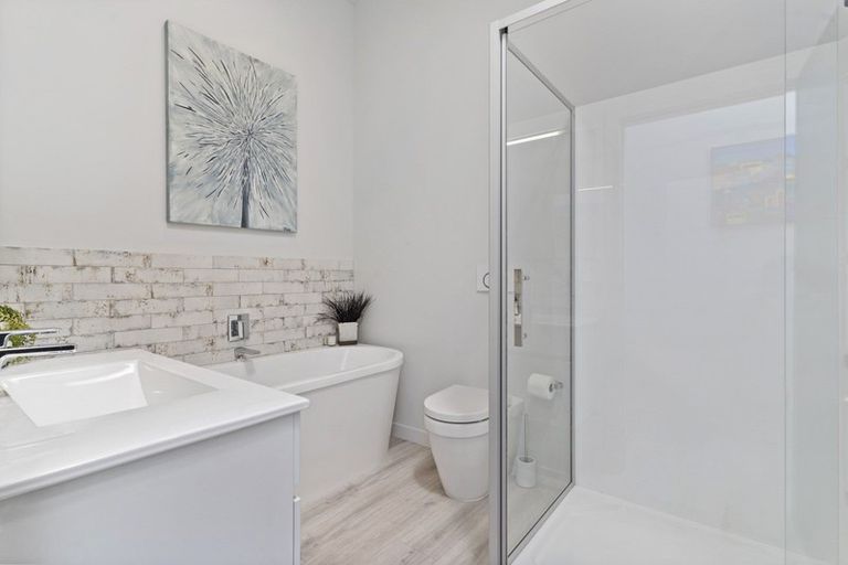 Photo of property in 8 Prendiville Lane, Greytown, 5712