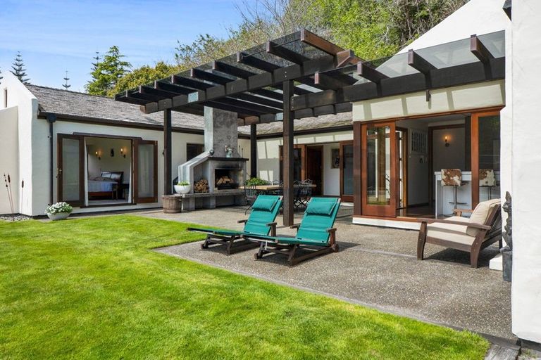 Photo of property in 331a Mangorei Road, Merrilands, New Plymouth, 4312