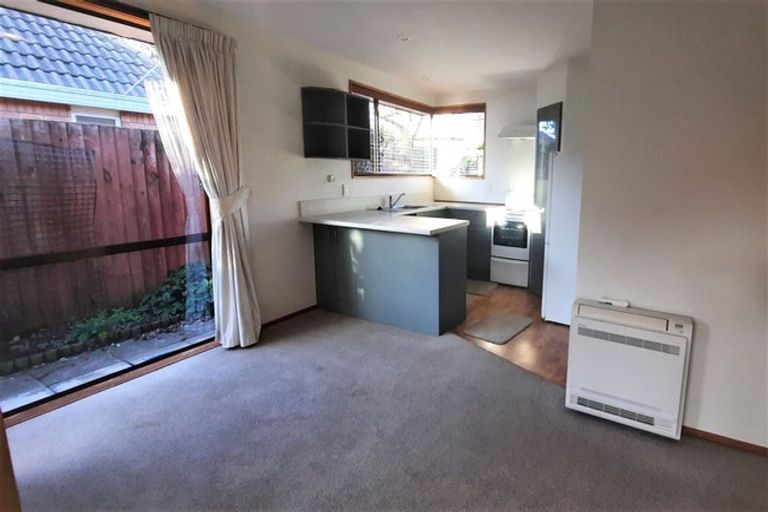 Photo of property in 1/224b Yaldhurst Road, Avonhead, Christchurch, 8042