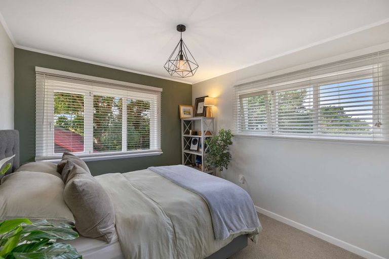 Photo of property in 37 Whiriwhiri Road, Waiuku, 2682