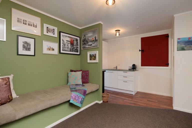 Photo of property in 156 Hinewa Road, Otumoetai, Tauranga, 3110